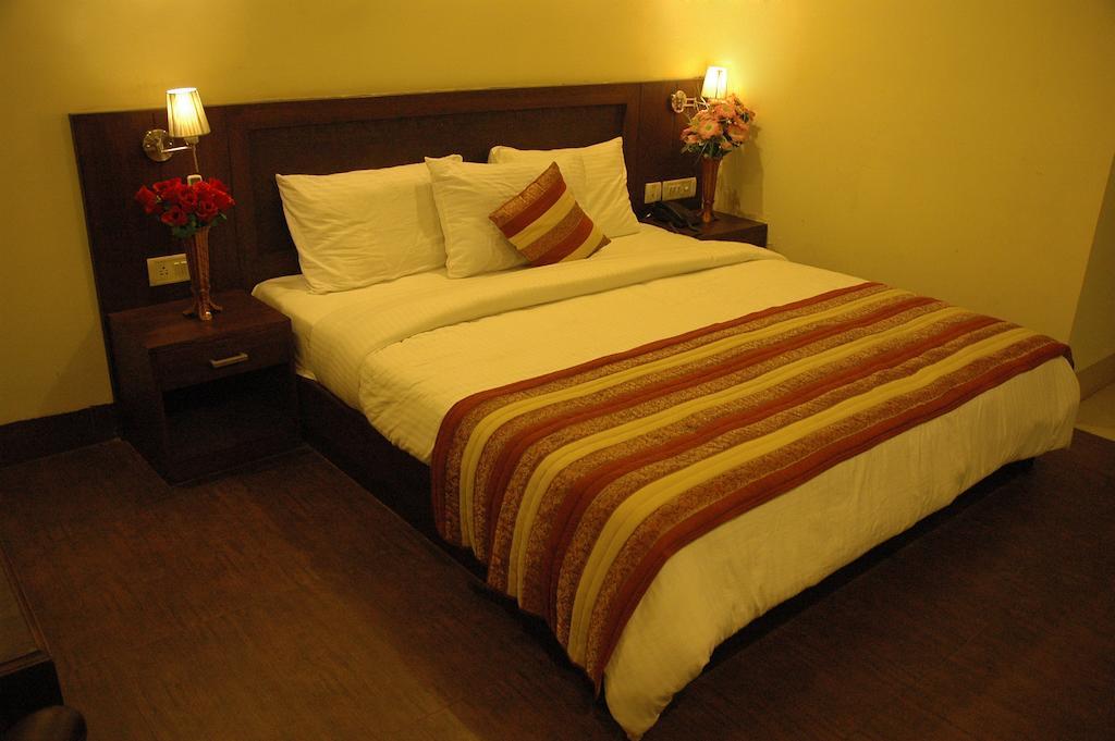 Airport Hotel Daya Capitol Nueva Delhi Exterior foto