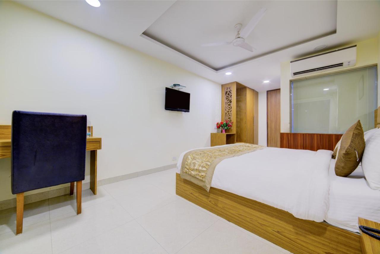 Airport Hotel Daya Capitol Nueva Delhi Exterior foto